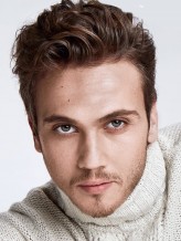 Aras Bulut İynemli resimleri, oynadığı filmler