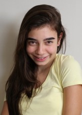 Birsu Demir resimleri, oynadığı filmler