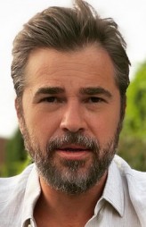 Engin Altan Düzyatan resimleri, oynadığı filmler