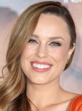 Jessica McNamee resimleri, oynadığı filmler