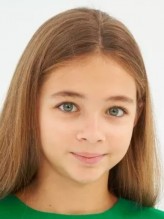 Nisa Sofiya Aksongur resimleri, oynadığı filmler