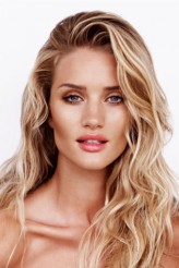Rosie Huntington-Whiteley resimleri, oynadığı filmler