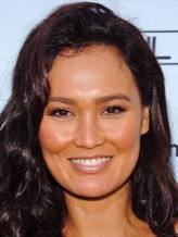 Tia Carrere resimleri, oynadığı filmler